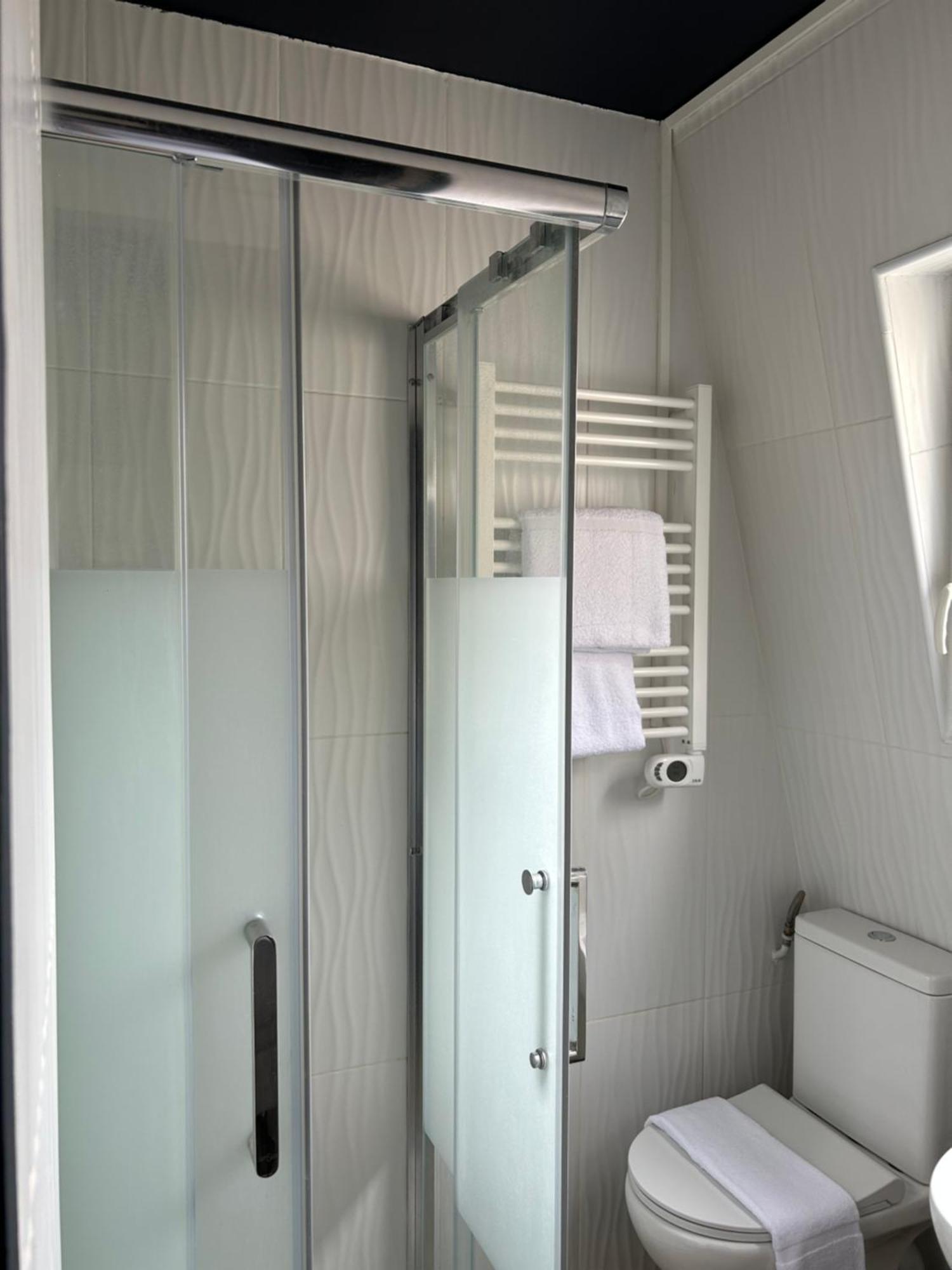 Hotel Maat Etoile Paris Luaran gambar