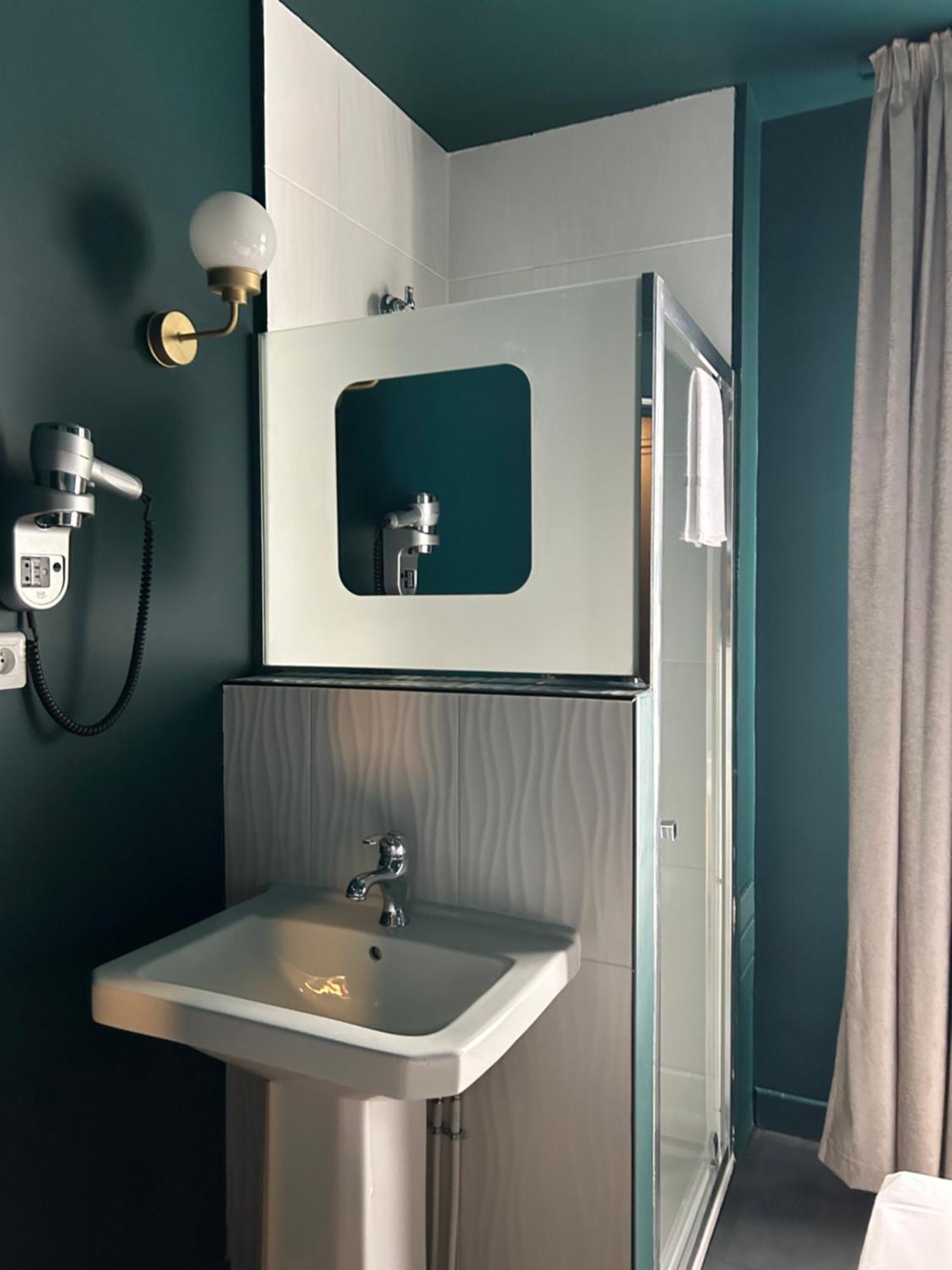 Hotel Maat Etoile Paris Luaran gambar