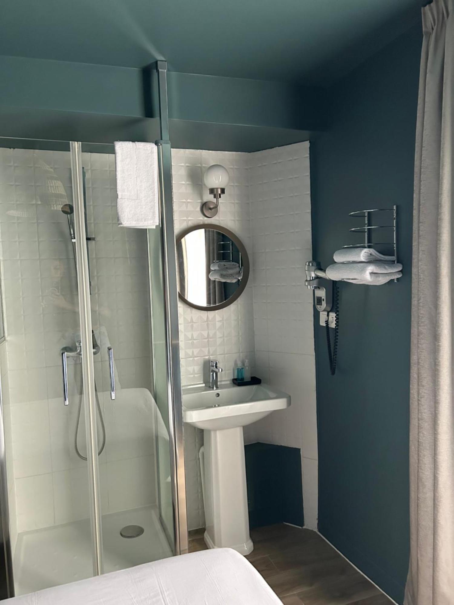 Hotel Maat Etoile Paris Luaran gambar