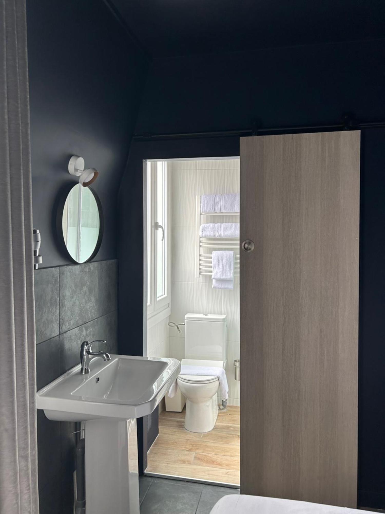 Hotel Maat Etoile Paris Luaran gambar